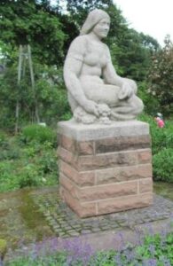 Heinrich Hamm Skulptur im Nells Park (c) Nells Park Hotel